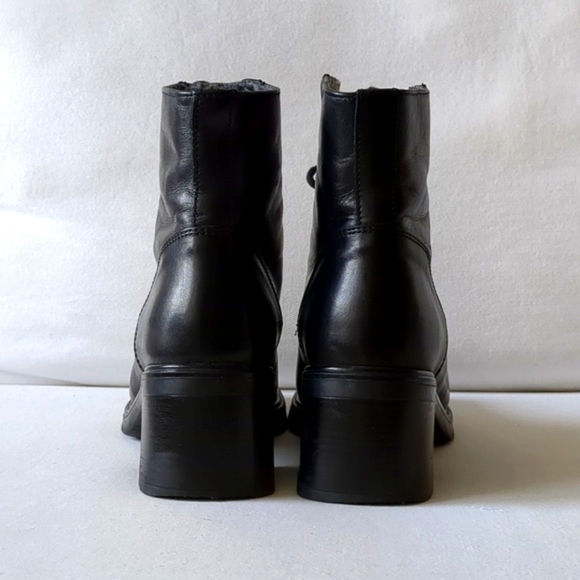 Feetfirst. Leather Heeled Boots. Black. Size 37 EU - Picture 5 of 15